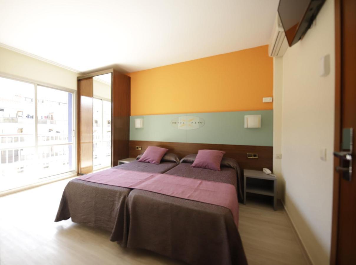 Hotel Papi マルグラット・デ・マル 部屋 写真